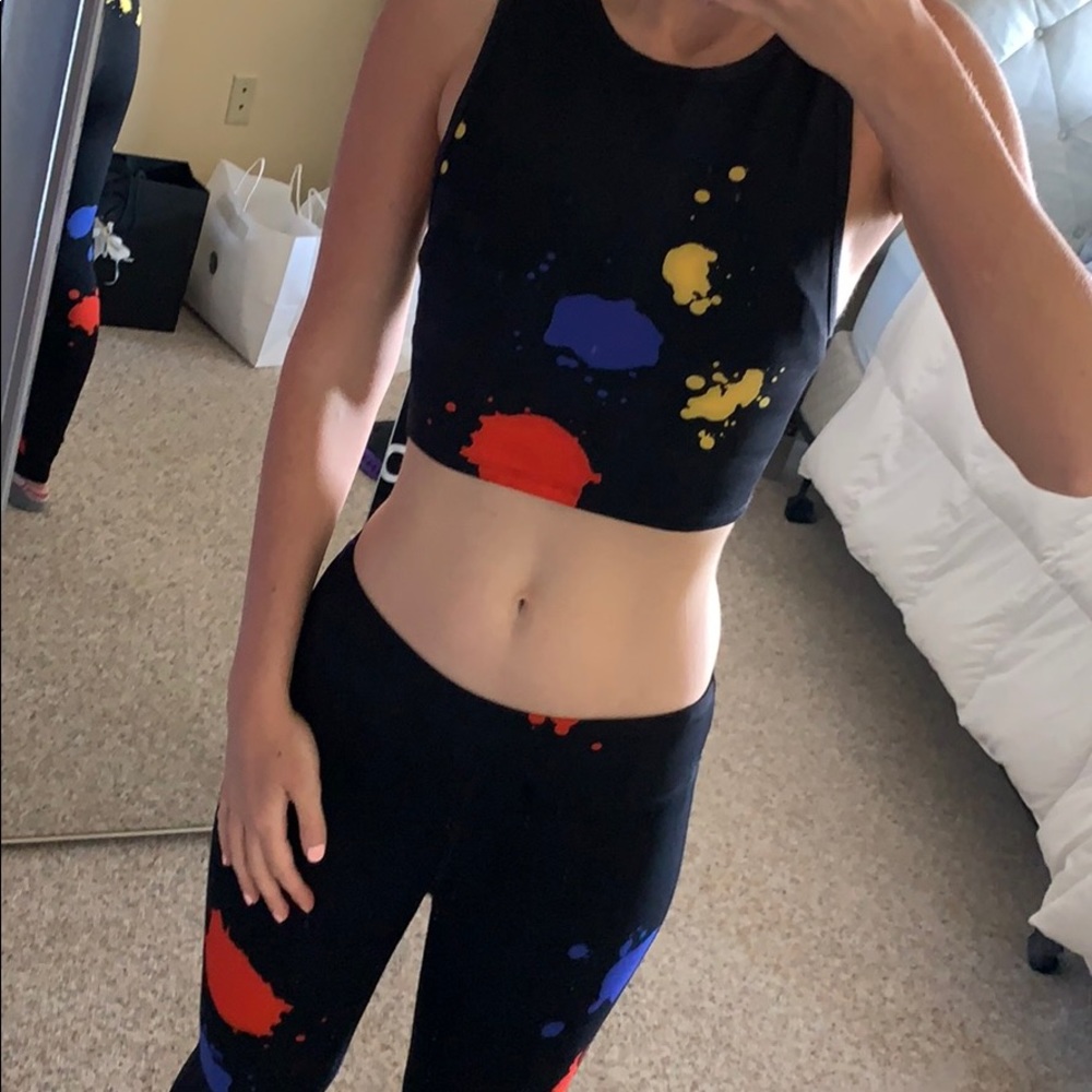 Alice and Olivia activewear Cropped Top & leggings